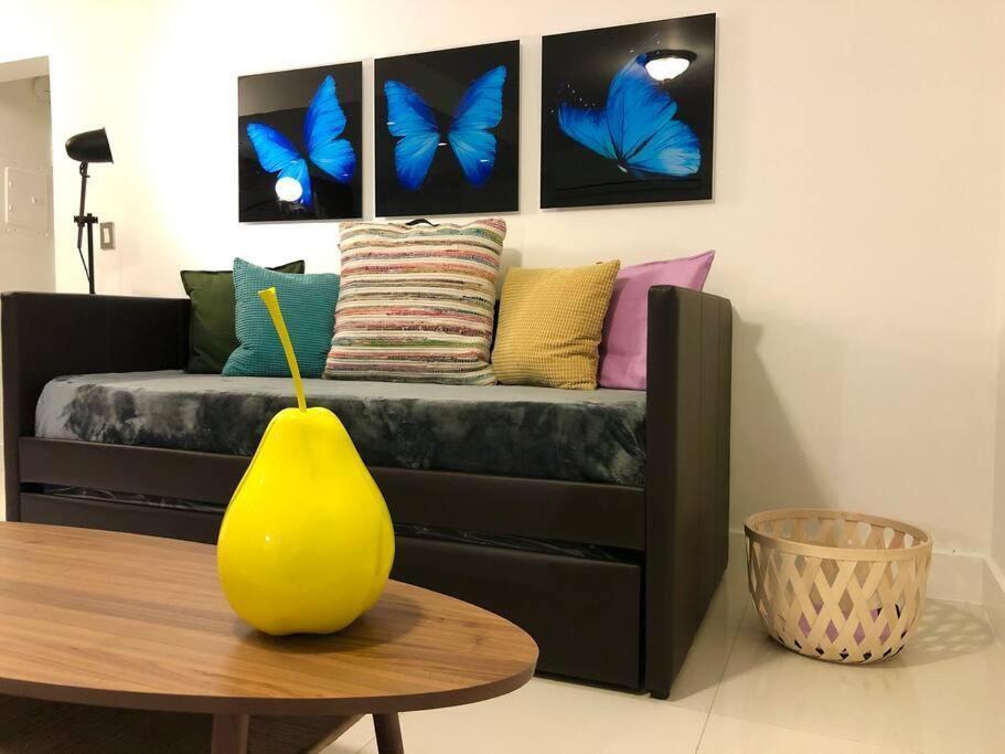 Groveo6 10 Minutes From The Beach Miami Bagian luar foto